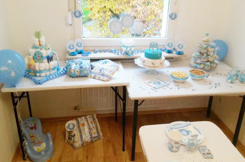 So süß sieht die Babyparty mit kleinen Elefanten in Hellblau aus