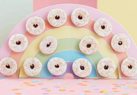 Die Donut Wall passt mit ihren Pastellfarben zu allen freundlichen Mottos